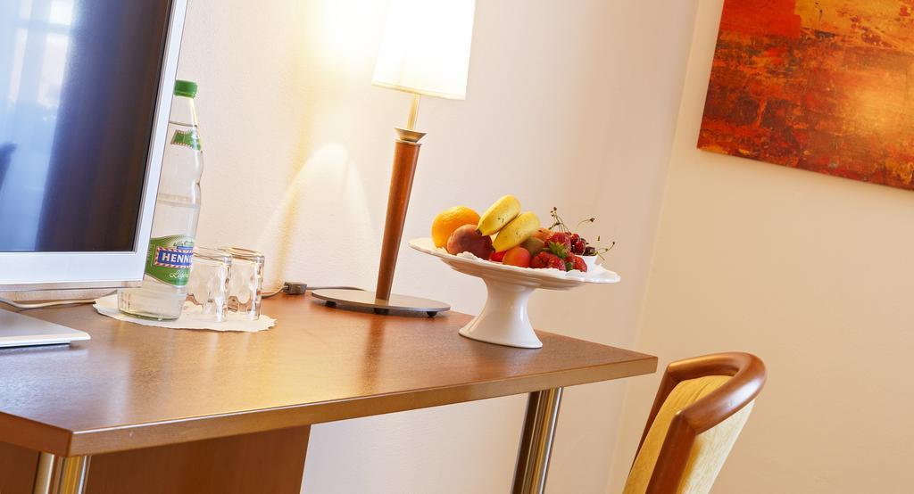 Hotel Landgasthof Schoenbuehl Chambre photo