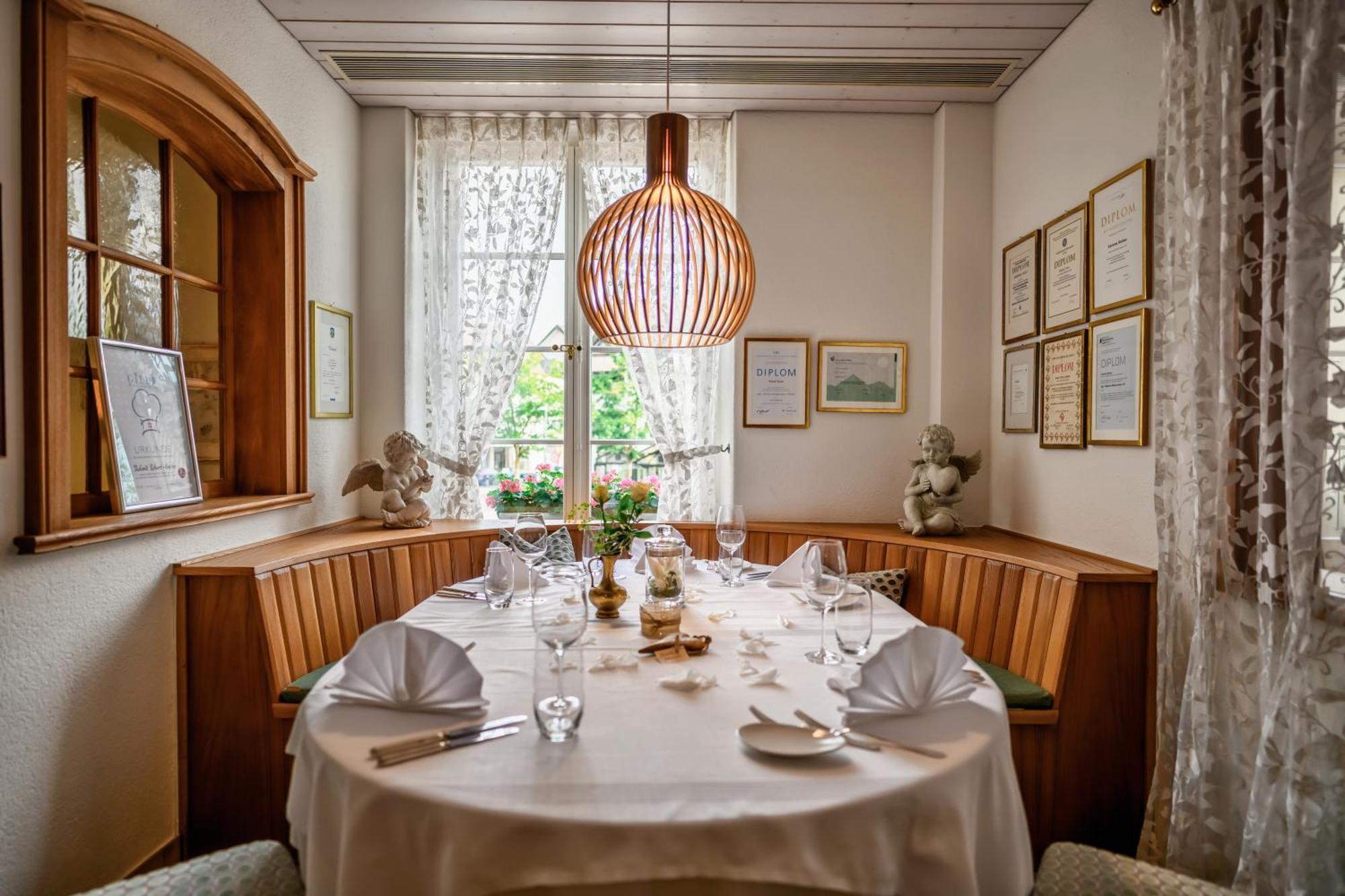 Hotel Landgasthof Schoenbuehl Extérieur photo